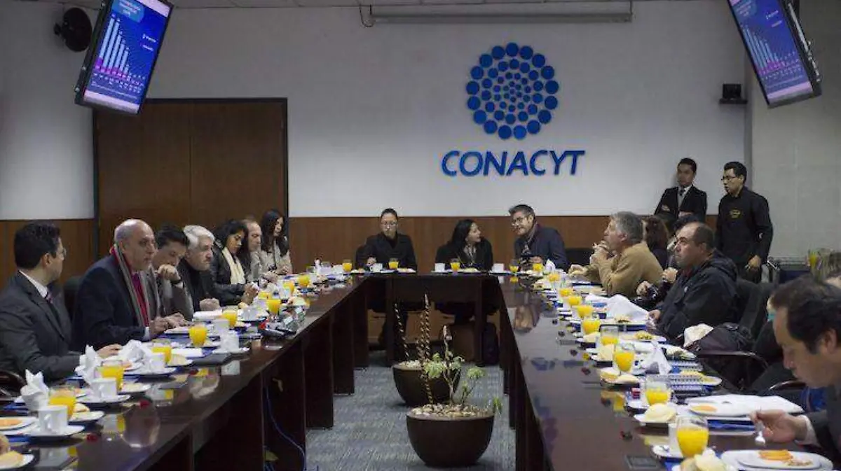 Académicos de EU se solidarizan con científicos del Conacyt